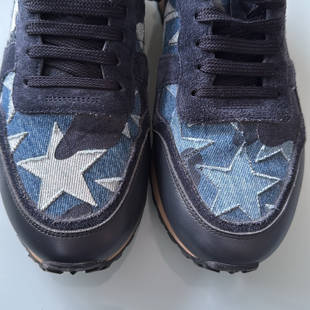 Authentic Valentino Blue Denim Patchwork Star Rockstud Sneakers Size 41 - Picture 11 of 11